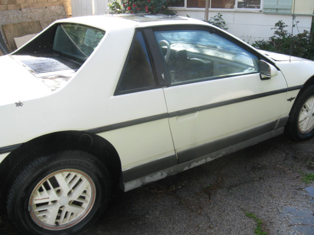 1984 Pontiac Fiero