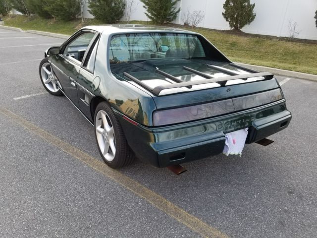1984 Pontiac Fiero SE - photo 5