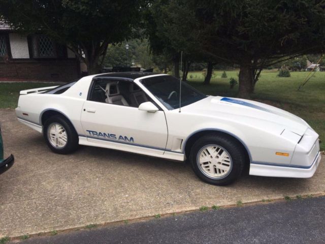 1984 Pontiac Firebird