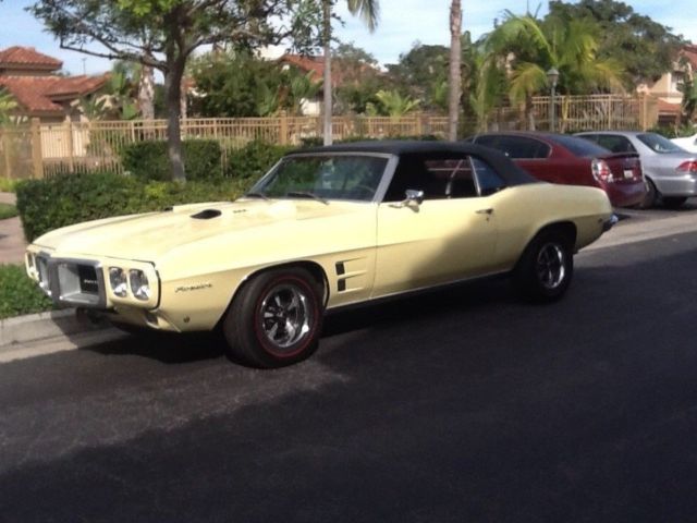 1969 Pontiac Firebird