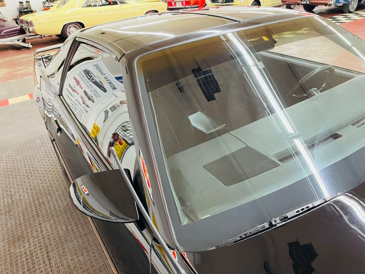 1983 Pontiac Firebird - TRANS AM - SUPER LOW MILES -SEE VIDEO - photo 10