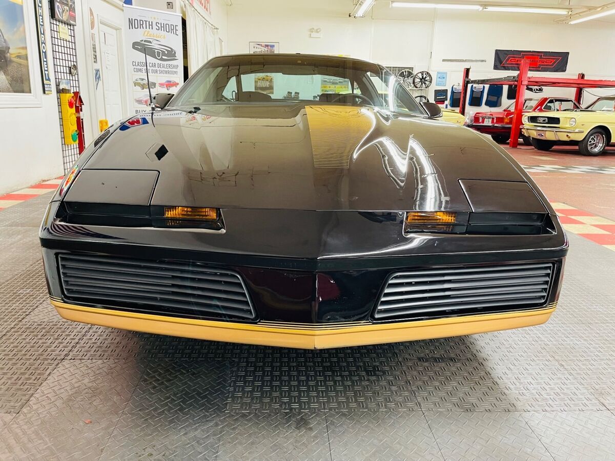 1983 Pontiac Firebird - TRANS AM - SUPER LOW MILES -SEE VIDEO - photo 7