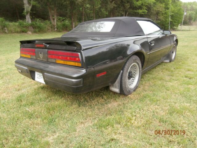1987 Pontiac Firebird Convertible - photo 3