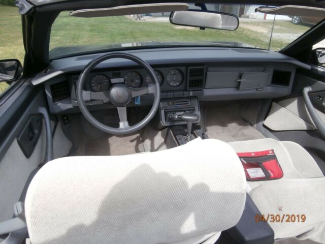 1987 Pontiac Firebird Convertible - photo 8