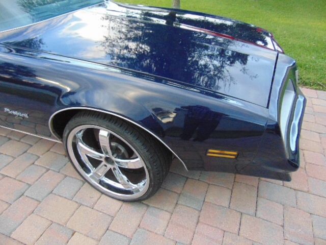 1977 Pontiac Firebird - photo 11
