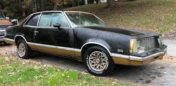 1978 Pontiac Grand Am Smokey and the Bandit Edition - photo 2
