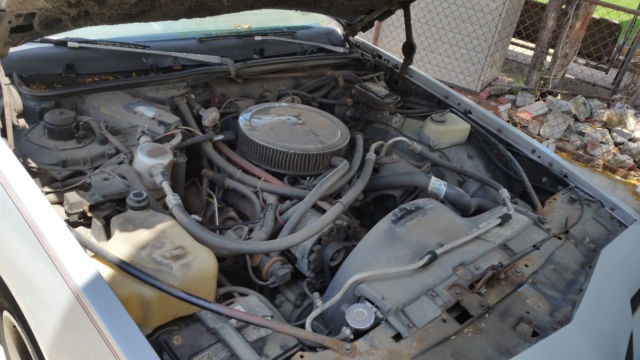 1986 Pontiac Grand Prix aero coupe - photo 2