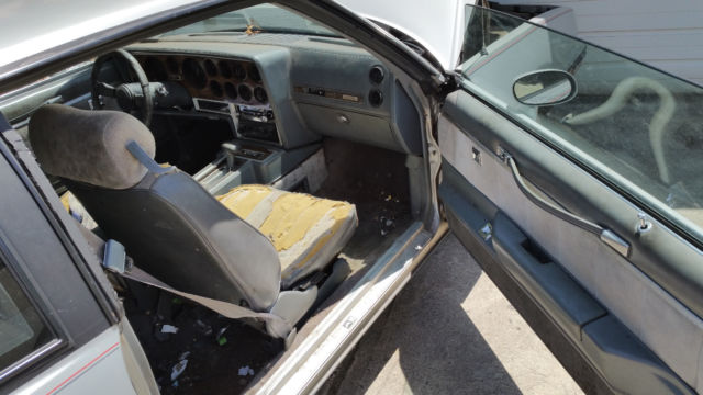 1986 Pontiac Grand Prix aero coupe - photo 3