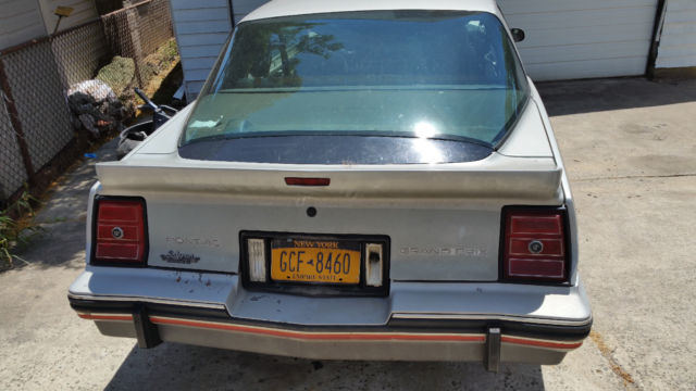 1986 Pontiac Grand Prix aero coupe - photo 4