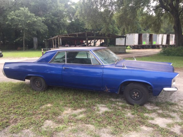 1963 Pontiac Grand Prix - photo 2