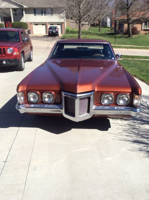 1969 Pontiac Grand Prix 2 door HT - photo 2