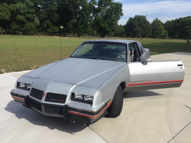 pontiac grand prix 2 PLUS 2 1986 Pontiac Grand Prix 2 PLUS 2