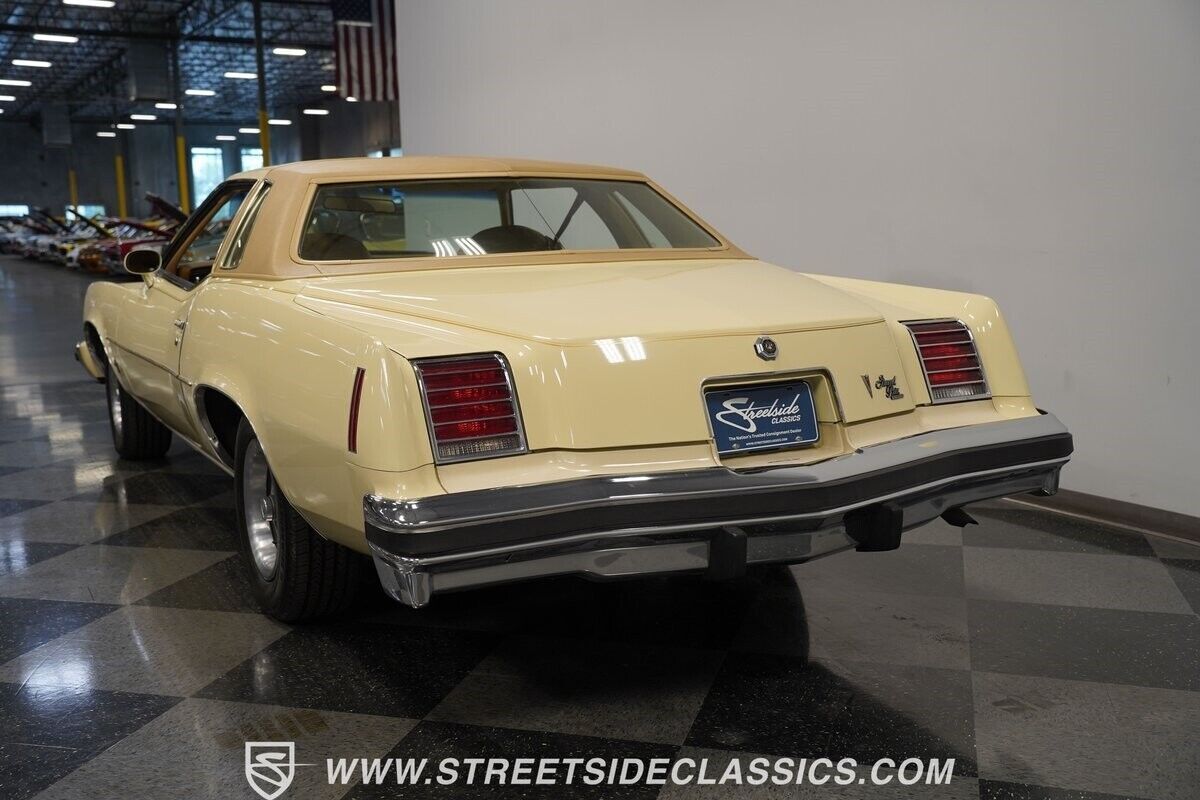 1976 Pontiac Grand Prix - photo 9