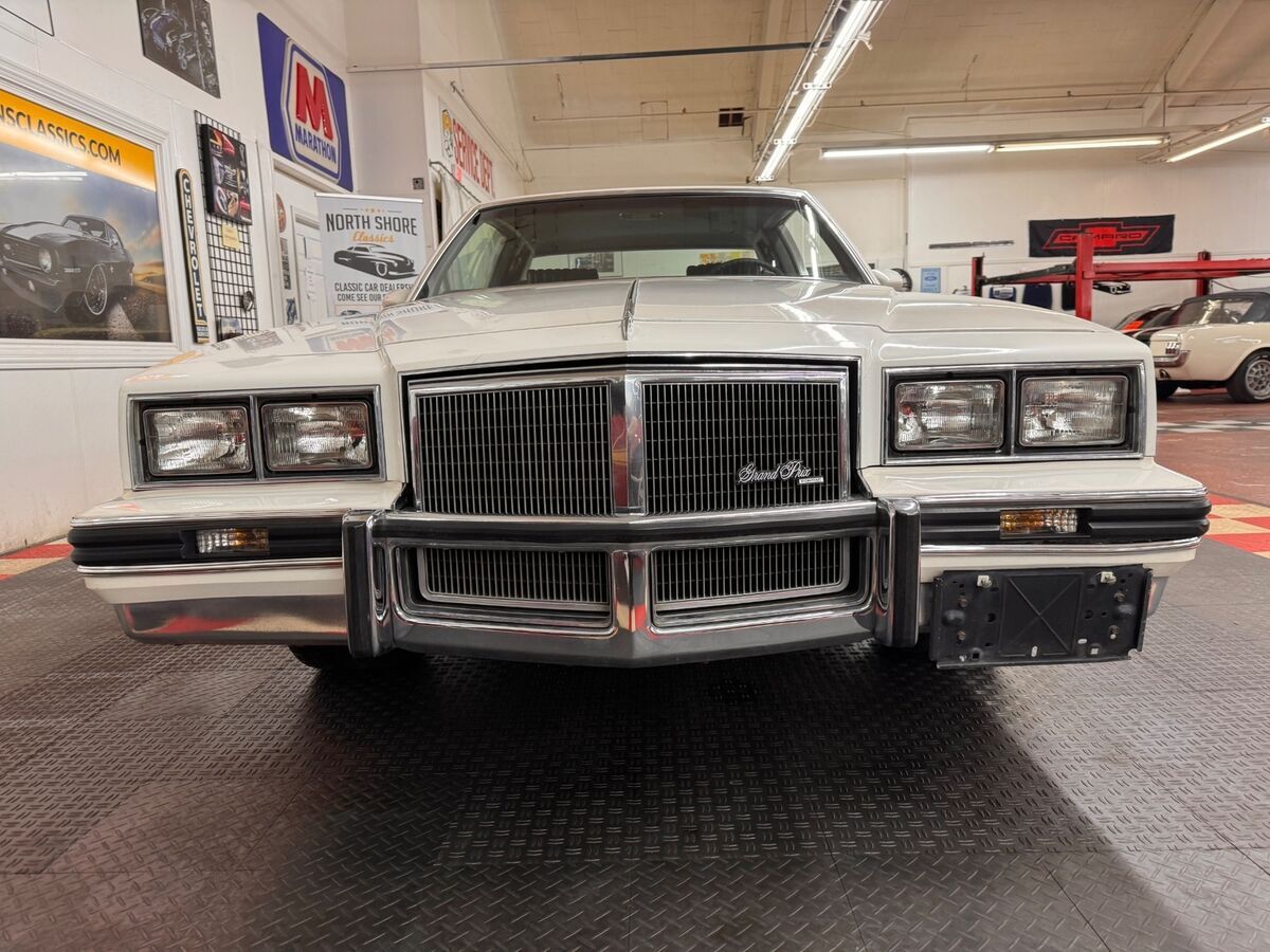 1981 Pontiac Grand Prix - CLEAN SOUTHERN TN CAR - - photo 7