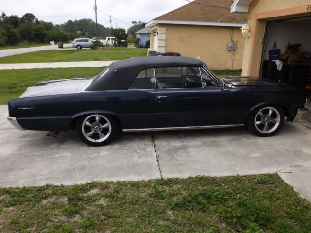 1964 Pontiac GTO convertable - photo 2