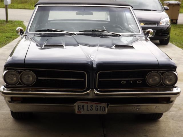 1964 Pontiac GTO convertable - photo 6