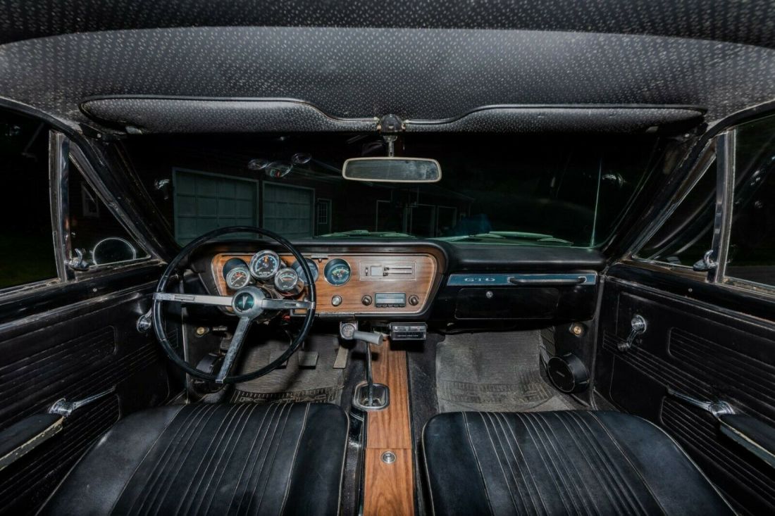 1967 Pontiac GTO black vinyl roof, - photo 11