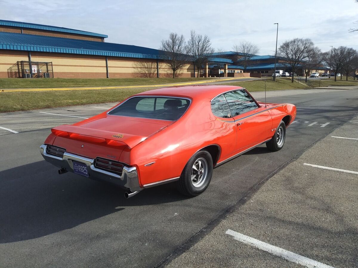 1969 Pontiac GTO - photo 3