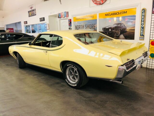 1969 Pontiac GTO -LOTS OF POWER OPTIONS-PHS DOCUMENTED- SEE VID - photo 7