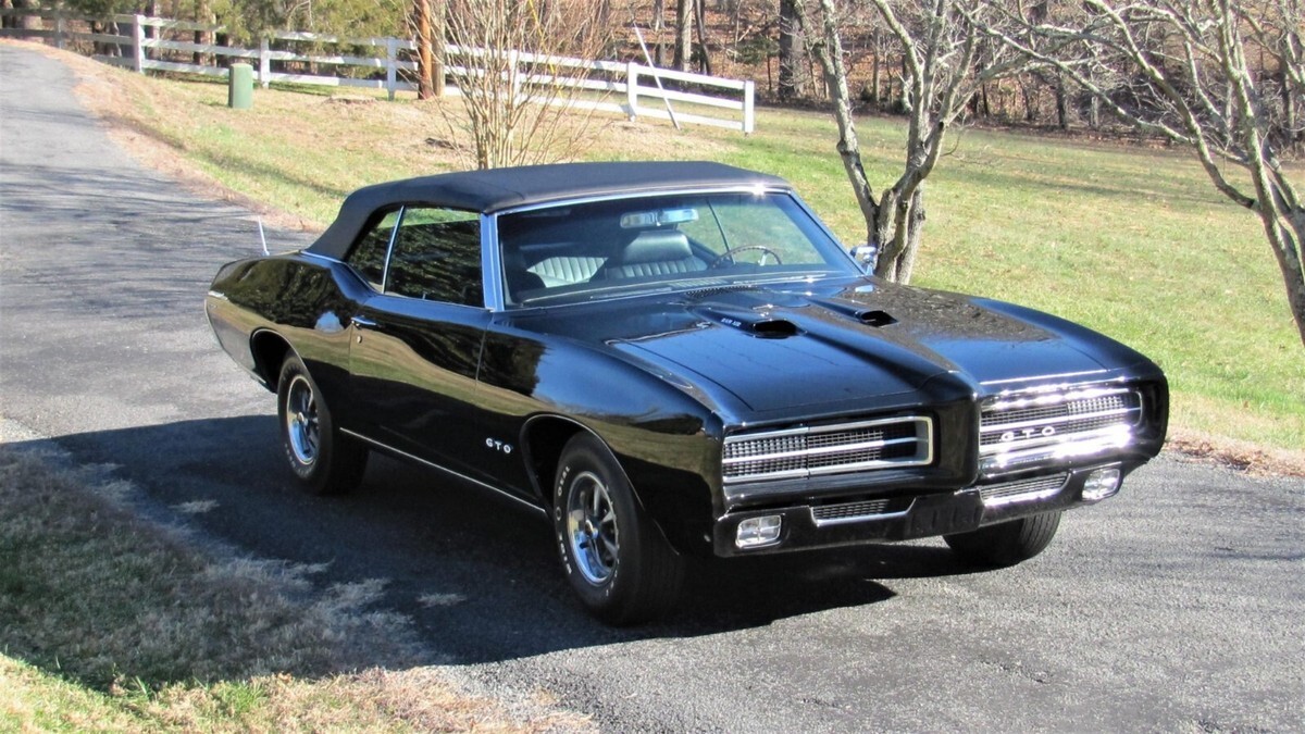 1969 Pontiac GTO - photo 3