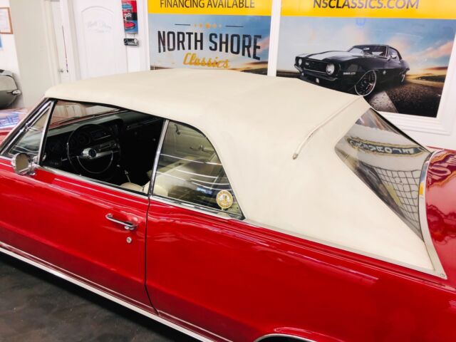 1965 Pontiac Le Mans - CONVERTIBLE - 326 V8 - FACTORY BUCKETS AND CONSO - photo 11