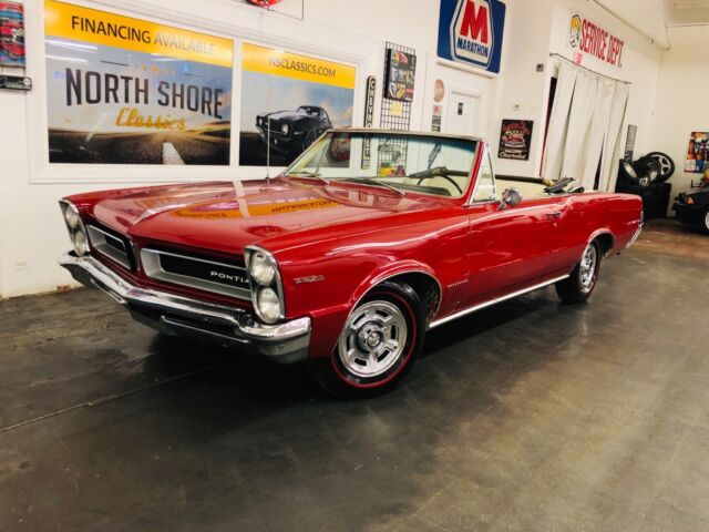 1965 Pontiac Le Mans - CONVERTIBLE - 326 V8 - FACTORY BUCKETS AND CONSO - photo 7