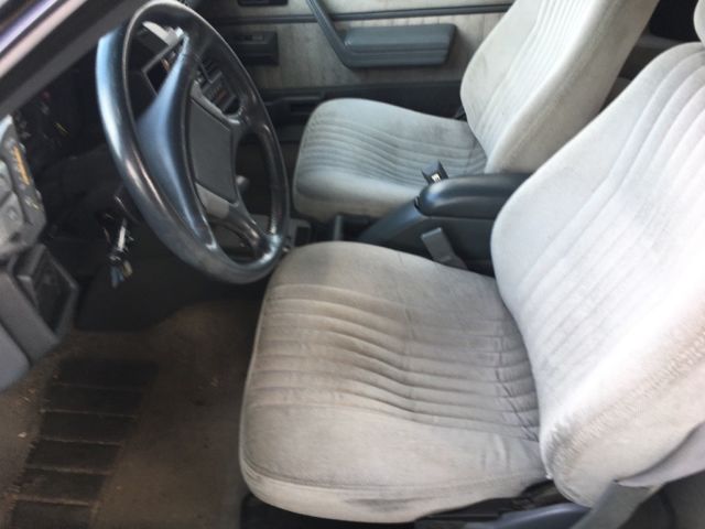 1989 Pontiac Sunbird - photo 6