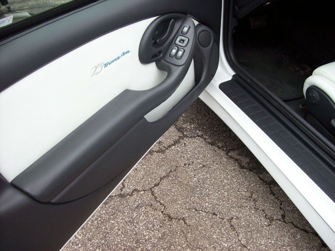 1994 Pontiac Firebird - photo 11