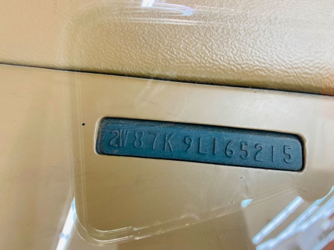 1979 Pontiac Trans Am - 6.6L ENGINE - VERY CLEAN BODY - NICE PAINT - SEE - photo 13
