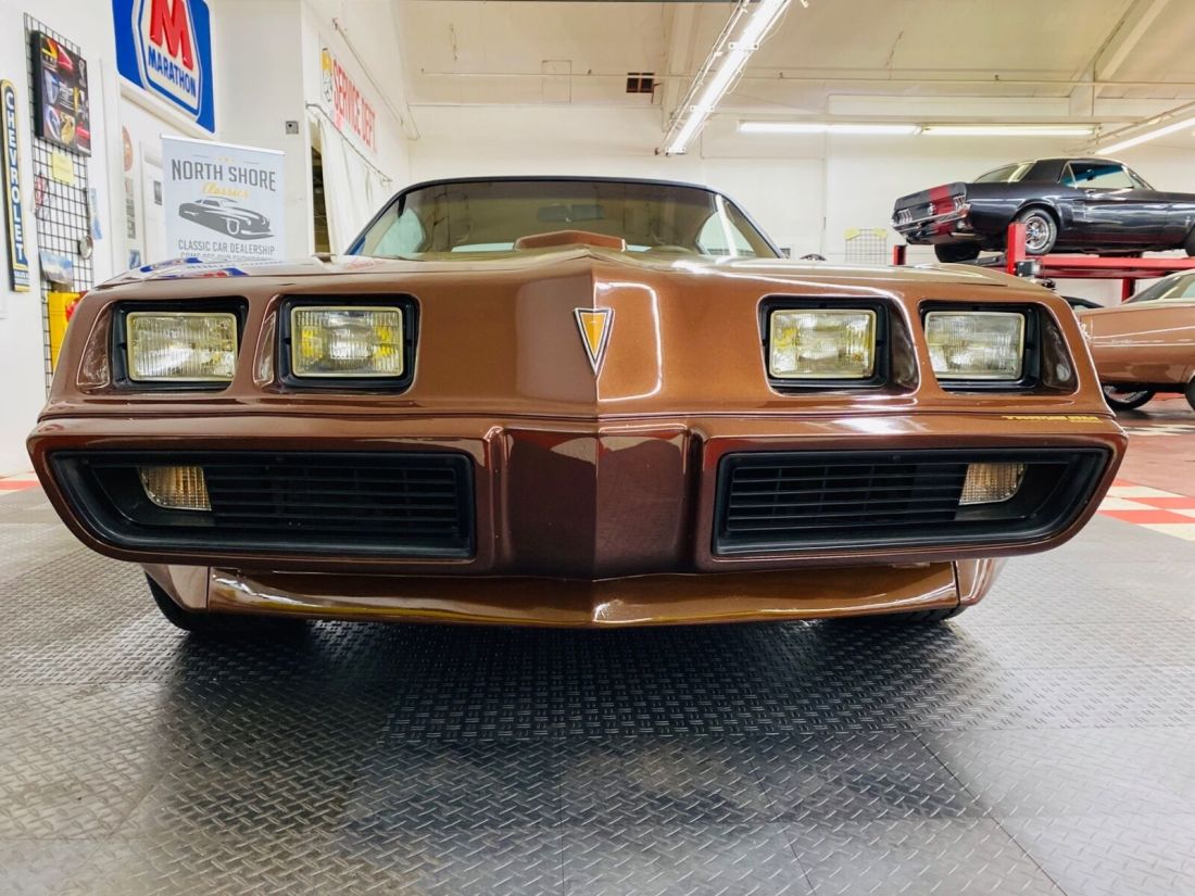 1979 Pontiac Trans Am - 6.6L ENGINE - VERY CLEAN BODY - NICE PAINT - SEE - photo 7
