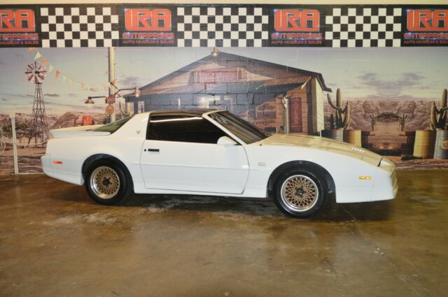 1989 Pontiac Trans Am GTA - photo 2