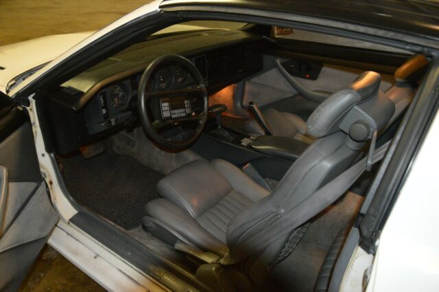 1989 Pontiac Trans Am GTA - photo 6