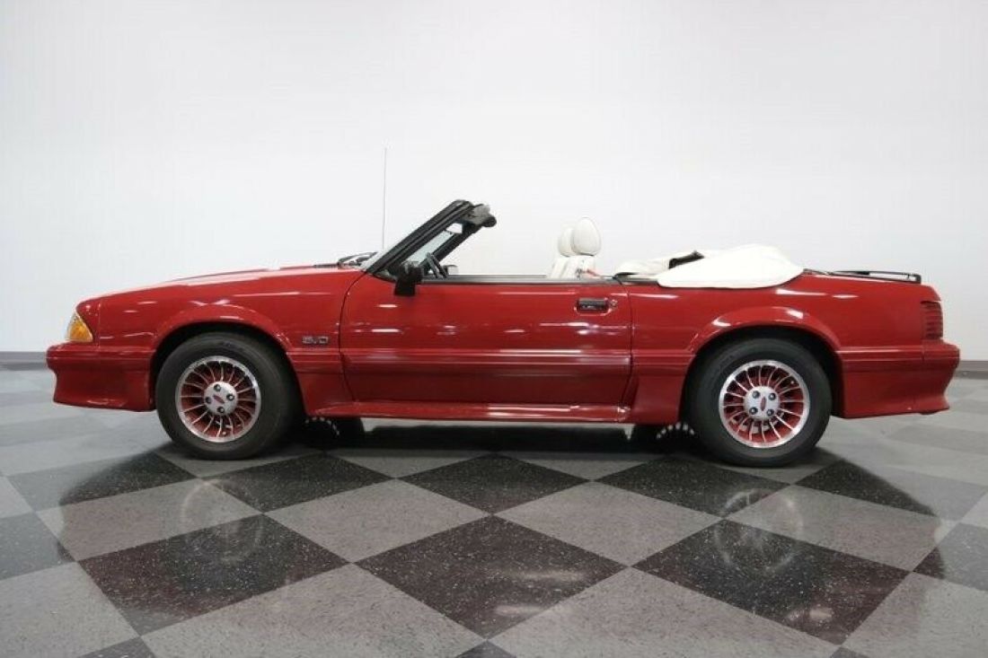 1989 Ford Mustang GT Convertible - photo 3