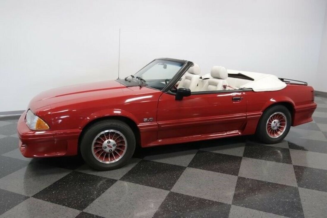 1989 Ford Mustang GT Convertible - photo 7
