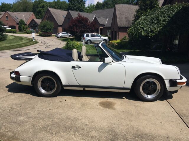 1988 Porsche 911 Carrera Cabriolet - photo 3
