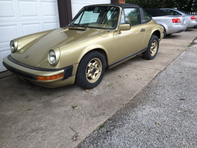 Porsche 1976 911S Targa 1976 Porsche 911 targa