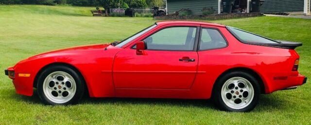1983 Porsche 944 sunroof coupe - photo 8
