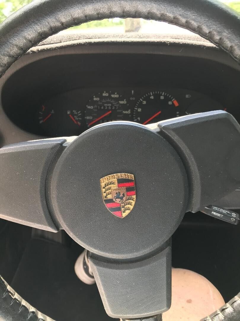 1985 Porsche 928 S - photo 11