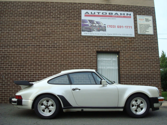 Porsche 911 1988 Turbo (930) Pearl White 1988 Porsche 930 Turbo