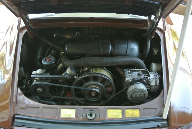 1976 Porsche 911 - photo 12