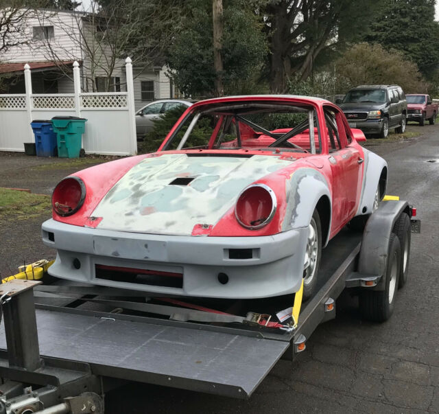 Porsche 911 Carrera RACE CAR- 934 Tribute/Clone project. NO DRIVETRAIN 1984 Porsche 911 Carrera
