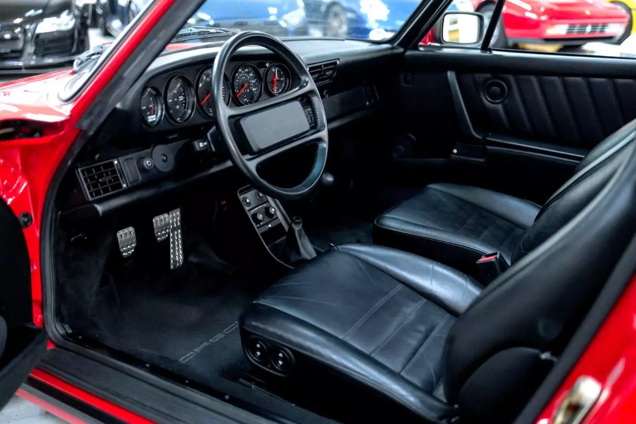 1987 Porsche 911 Carrera Targa - photo 2