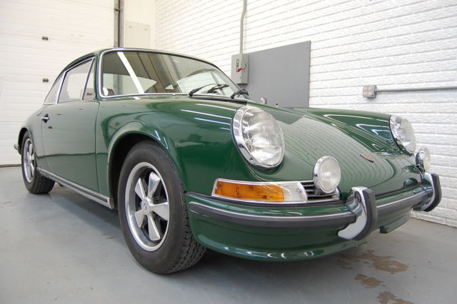 Porsche 911 T Coupe Non-Sunroof Irish Green Very Nice Original Car Rust Free 1972 Porsche 911 T Coupe Irish Green with Tan interior