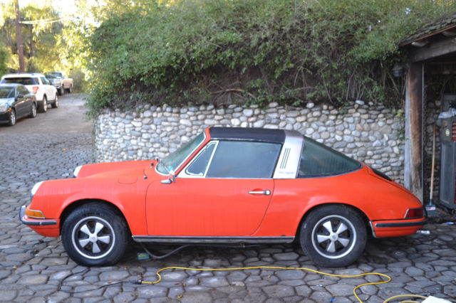 porsche 911E targa 1972 Porsche 911 s trim