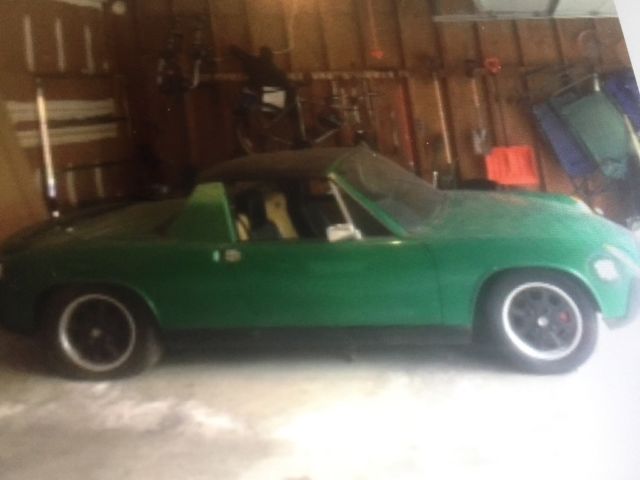 Porsche 914 1.8 1975 Porsche 914 4 cylinder 1.8L coupe classic collector
