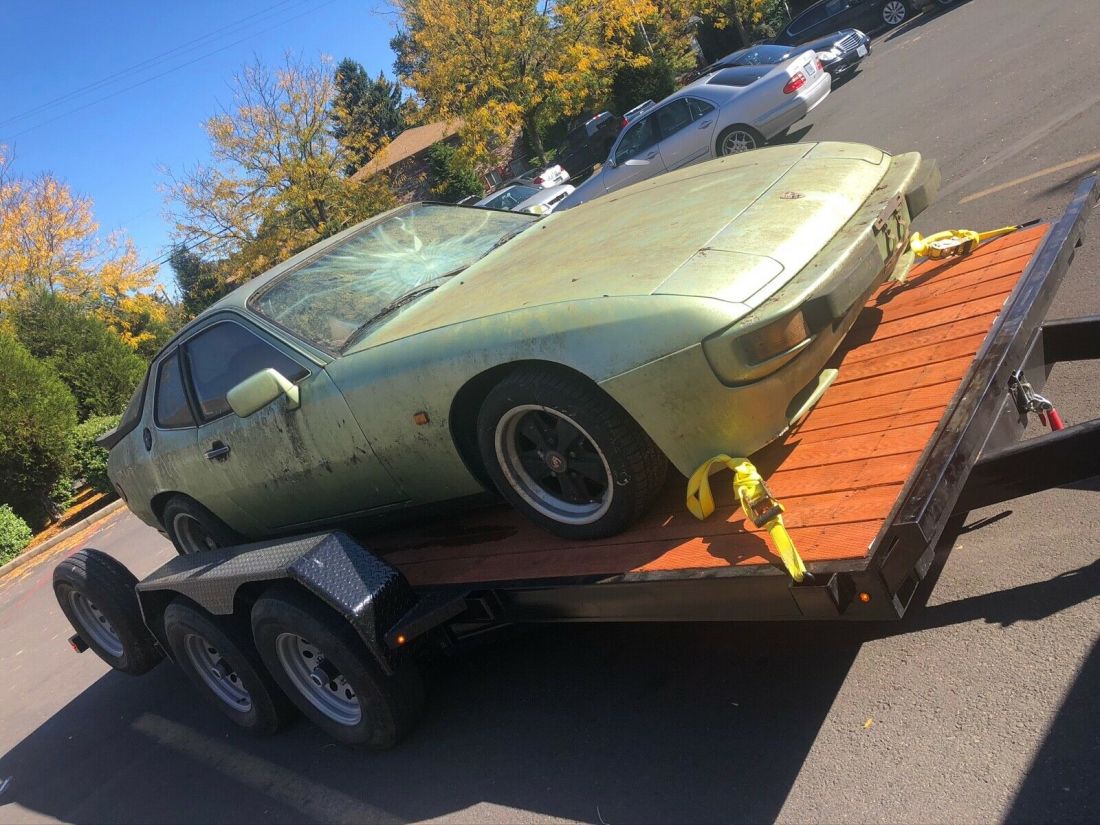 Porsche 924 Reseda Green Metallic - Fuchs Early 1977 1977 Porsche 924