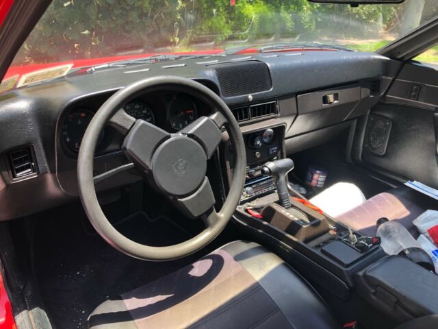 1987 Porsche 924 S - photo 5