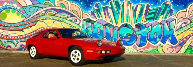 Porsche 928-Fully Serviced, Ready to Enjoy! Clean Carfax 1982 Porsche 928