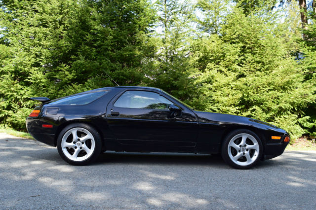 1993 Porsche 928 GTS Coupe 2-Door - photo 2