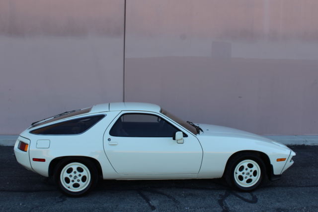 1981 Porsche 928 928 - photo 2